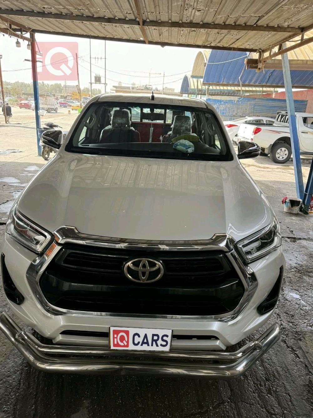 تويوتا هايلوكس